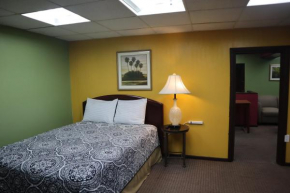 Shared LOFT - Private 3 Room unit sleeps up to 12